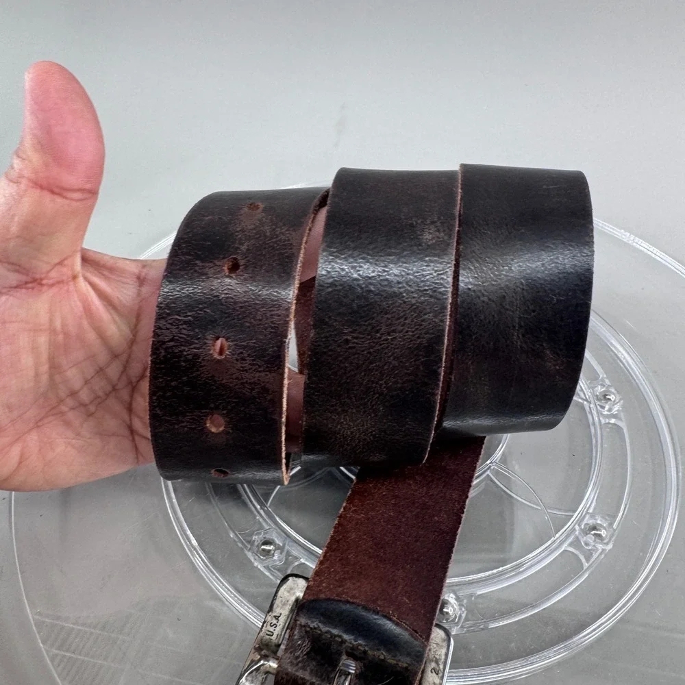 Levis Mens Belt Split Cowhide Leather Made in USA Distressed Brown 32/80 Rugged